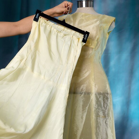 Vintage Pale Yellow 50's Party Dress with Slip - Picture 3 of 14